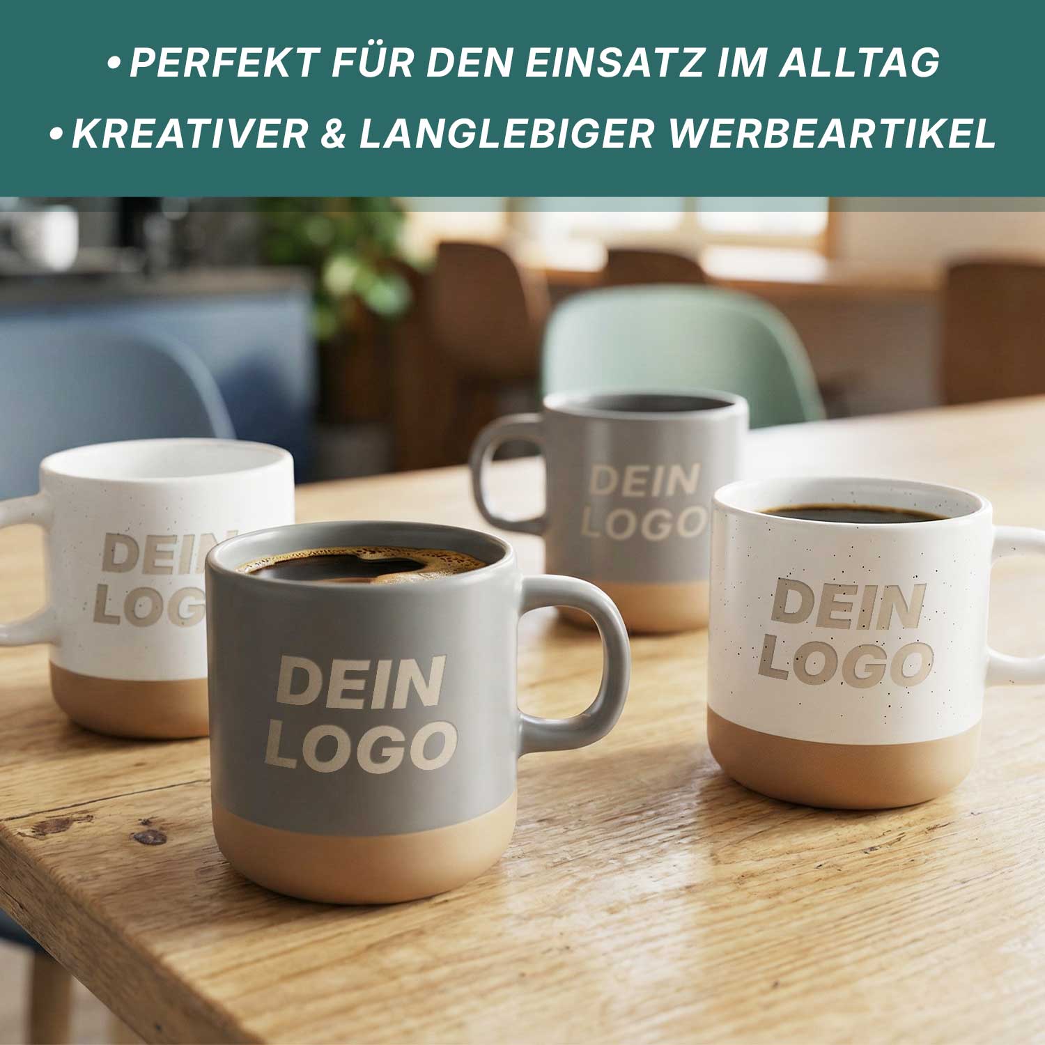 4 Steingut Tassen stehen auf einem Tisch. Es wird beschrieben, dass diese ein kreativer und langlebiger Werbeartikel sind. Ebenfalls Perfekt für den Einsatz in Alltag geeignet.